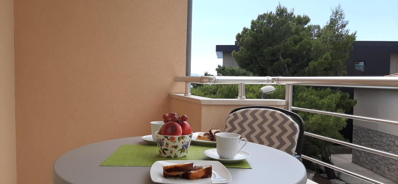 Apartments Harmonija Baška Voda Buitenkant foto