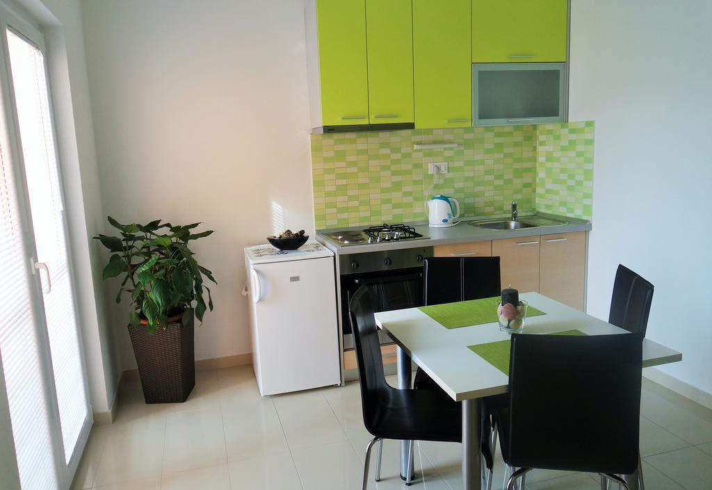 Apartments Harmonija Baška Voda Buitenkant foto