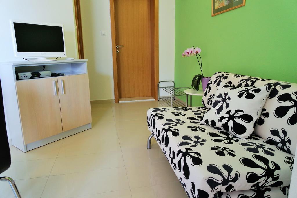 Apartments Harmonija Baška Voda Buitenkant foto